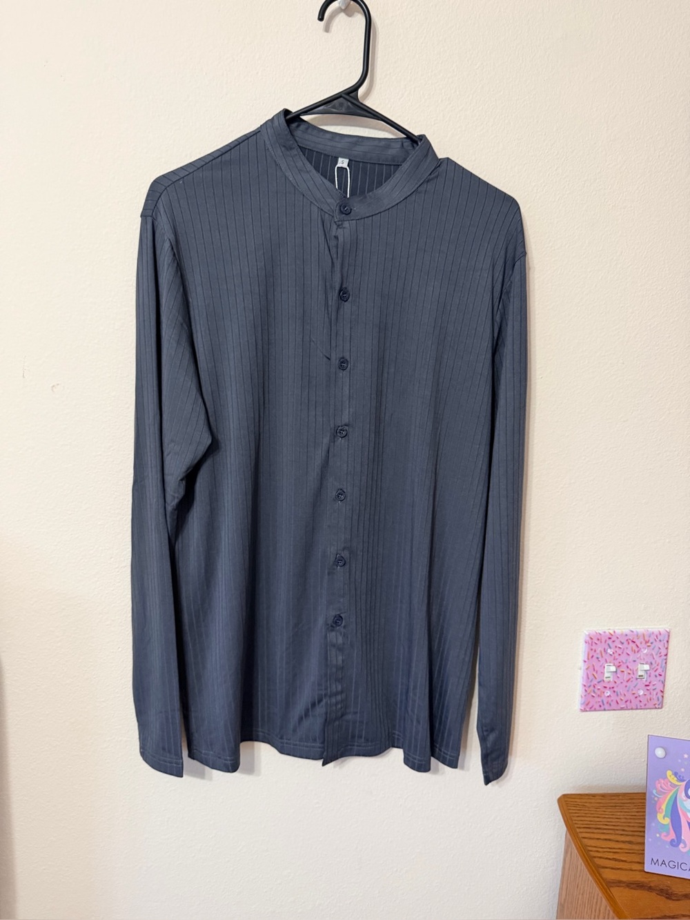 Manly NWT button shirt size small